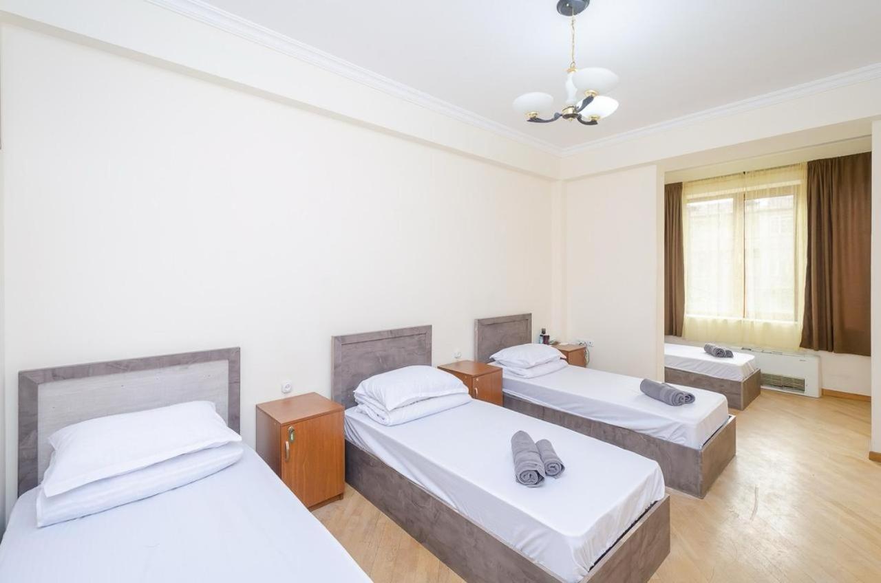 Areva Hostel & Apartment Yerevan Luaran gambar