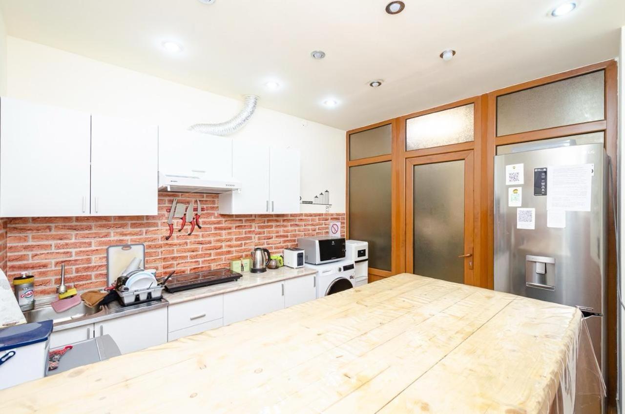 Areva Hostel & Apartment Yerevan Luaran gambar